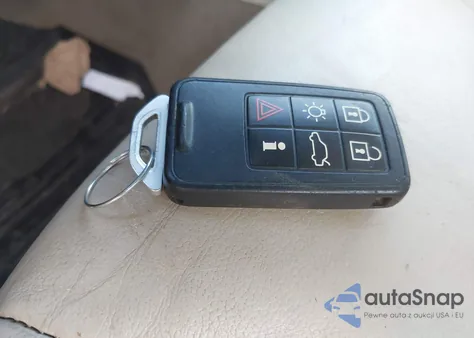 2013 Volvo S60 T5/T5 Platinum/T5 Premier/T5 Premier Plus z USA, uszkodzony, nr VIN YV1612FS7D2186510